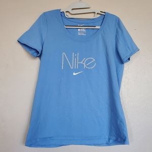 Nike Athletic Cut Light Blue Short Sleeve Shirt Women's Size Large The Nike Tee
